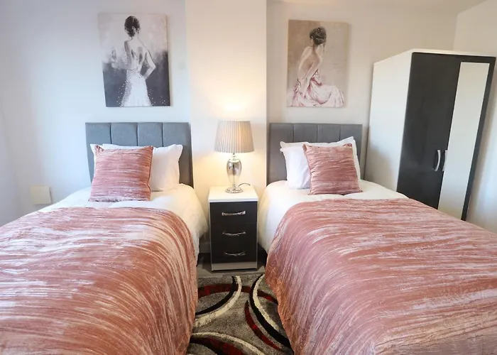Birmingham Necairport Interchange Shortstay Homebase