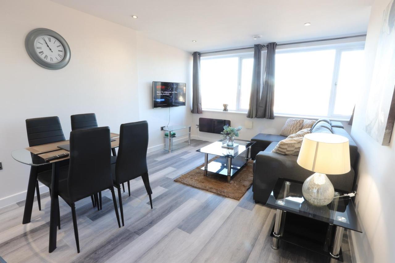 Necairport Interchange Shortstay Homebase Appartamento *