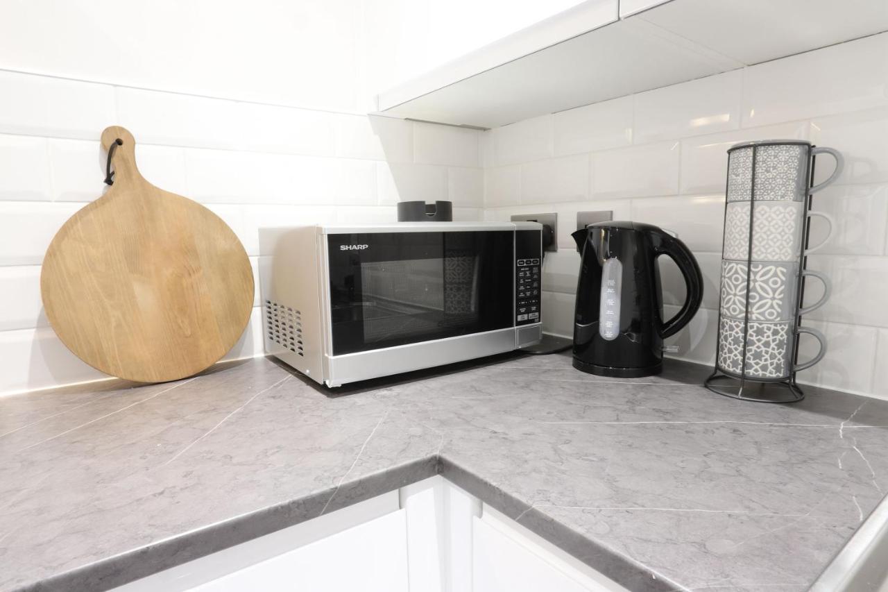 Appartamento Necairport Interchange Shortstay Homebase