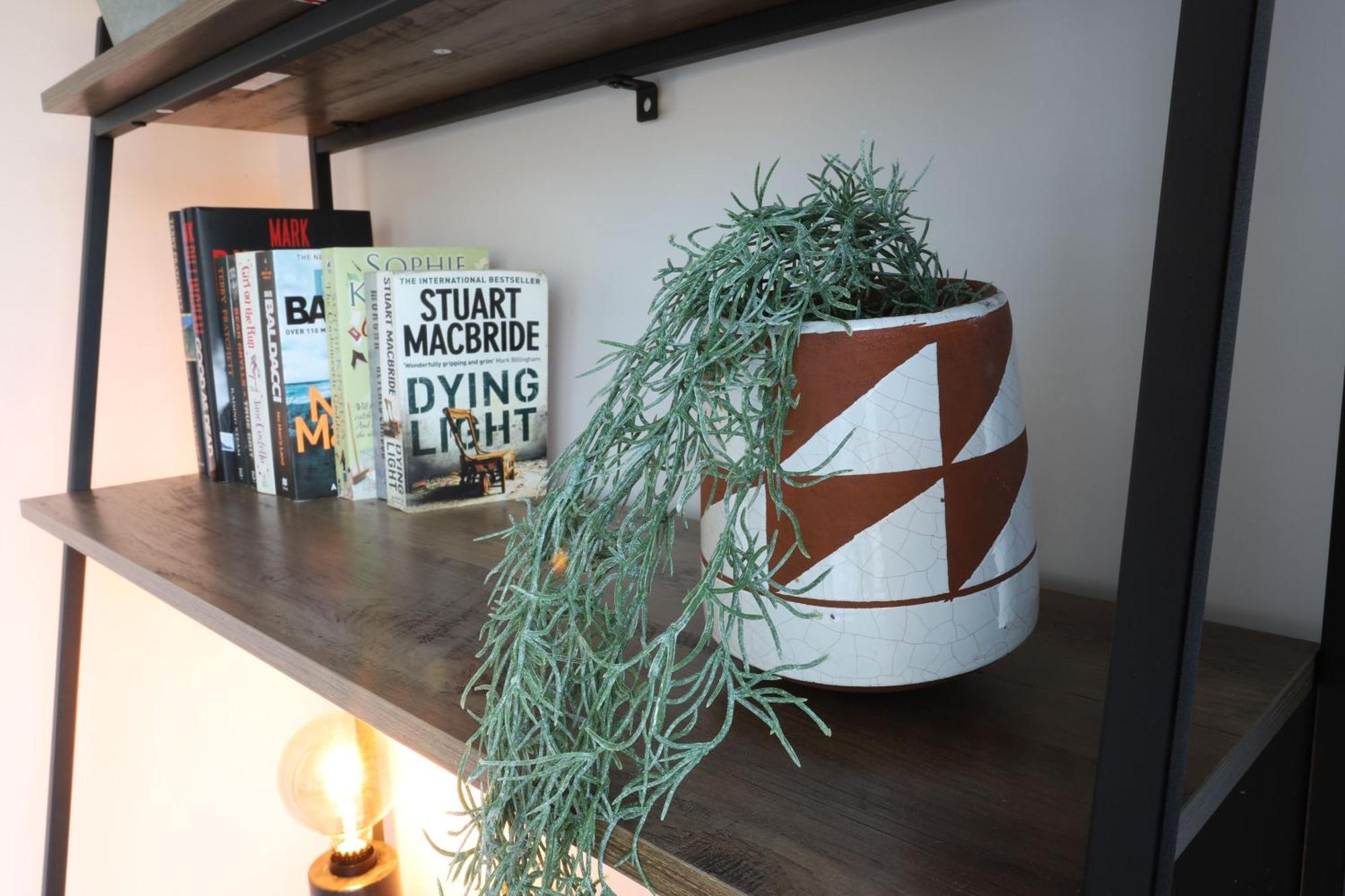Necairport Interchange Shortstay Homebase Apartment