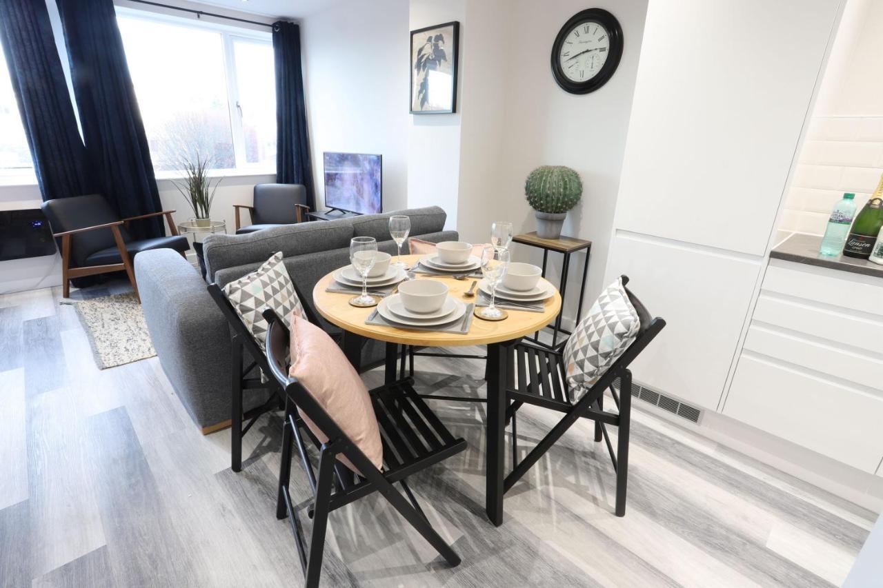 Appartamento Necairport Interchange Shortstay Homebase *