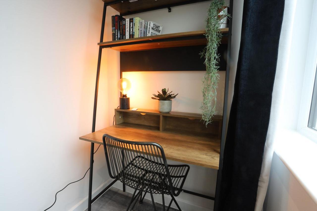 Appartamento Necairport Interchange Shortstay Homebase *
