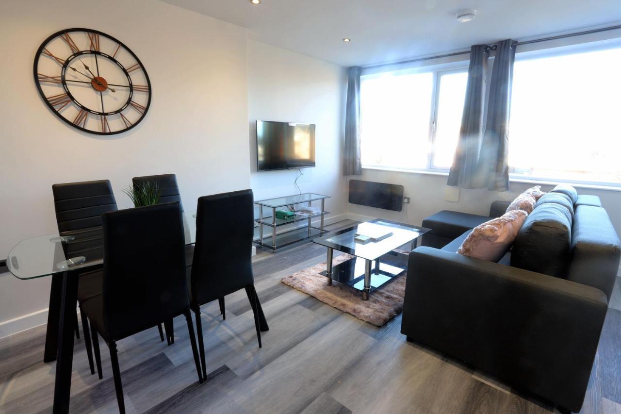 Necairport Interchange Shortstay Homebase *